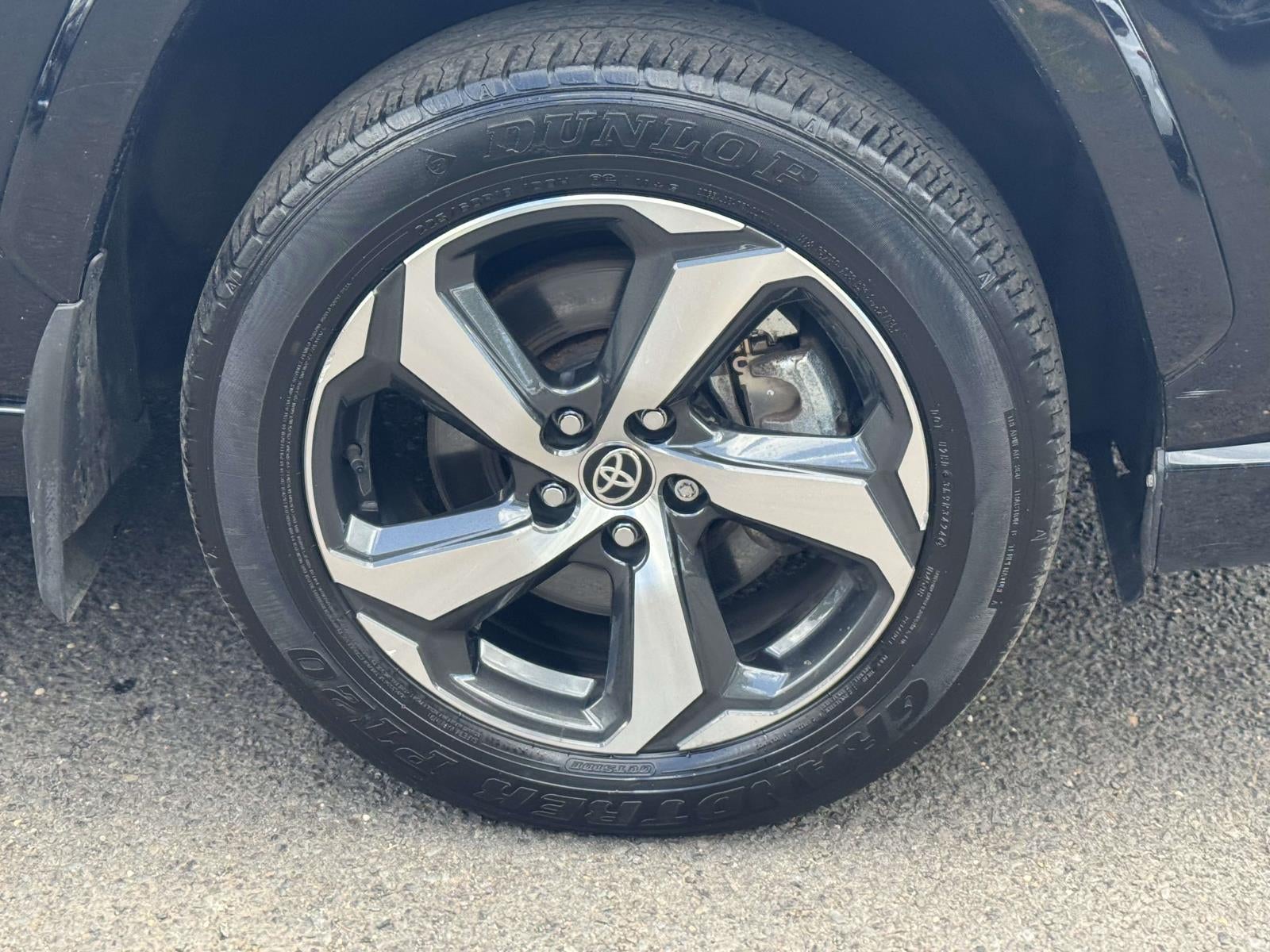 2024 Toyota RAV4 Prime SE