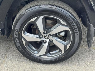 2024 Toyota RAV4 Prime SE
