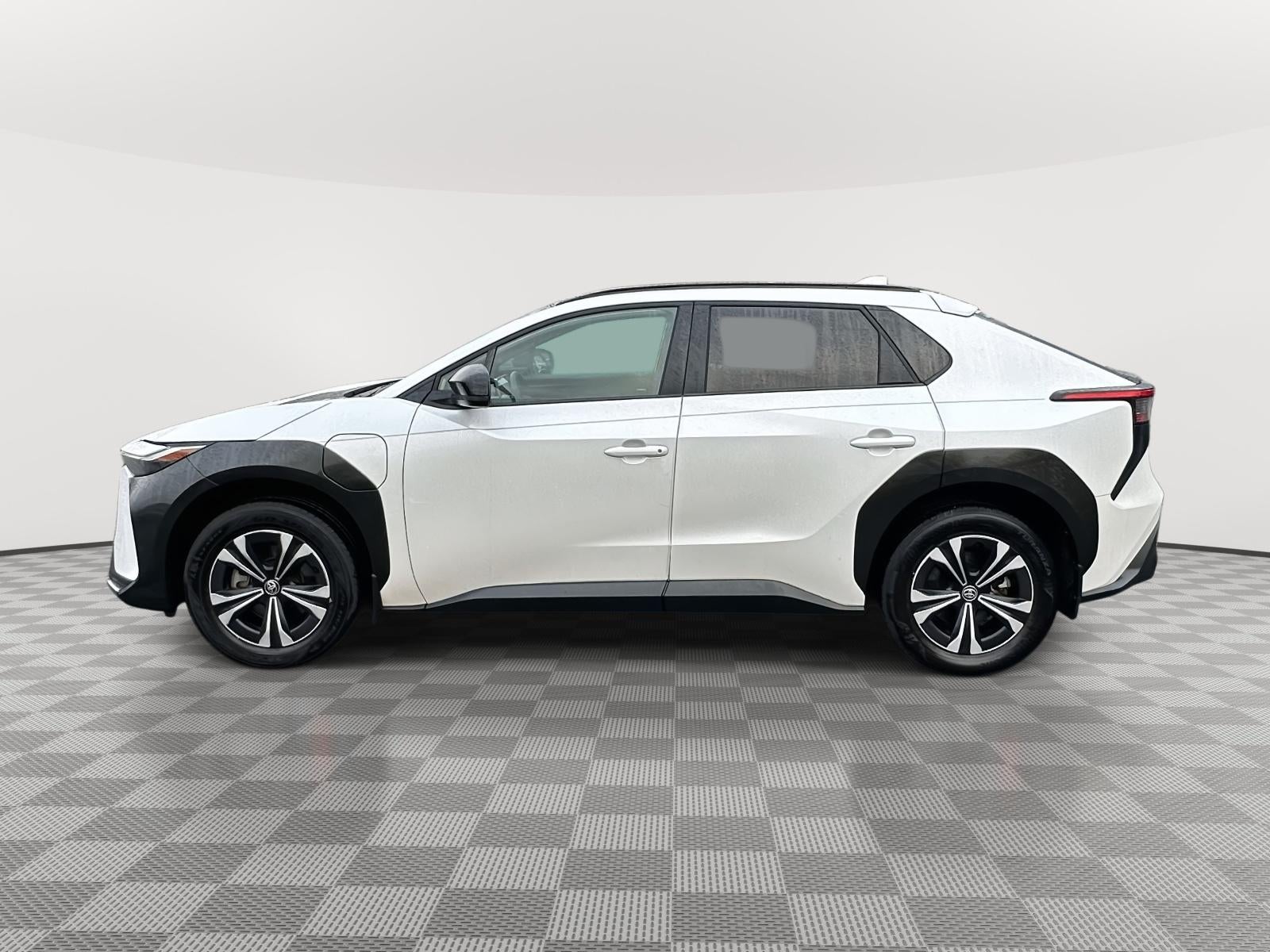 2024 Toyota bZ4X XLE