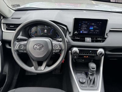 2025 Toyota RAV4 Hybrid LE