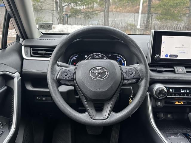 2023 Toyota RAV4 Hybrid LE