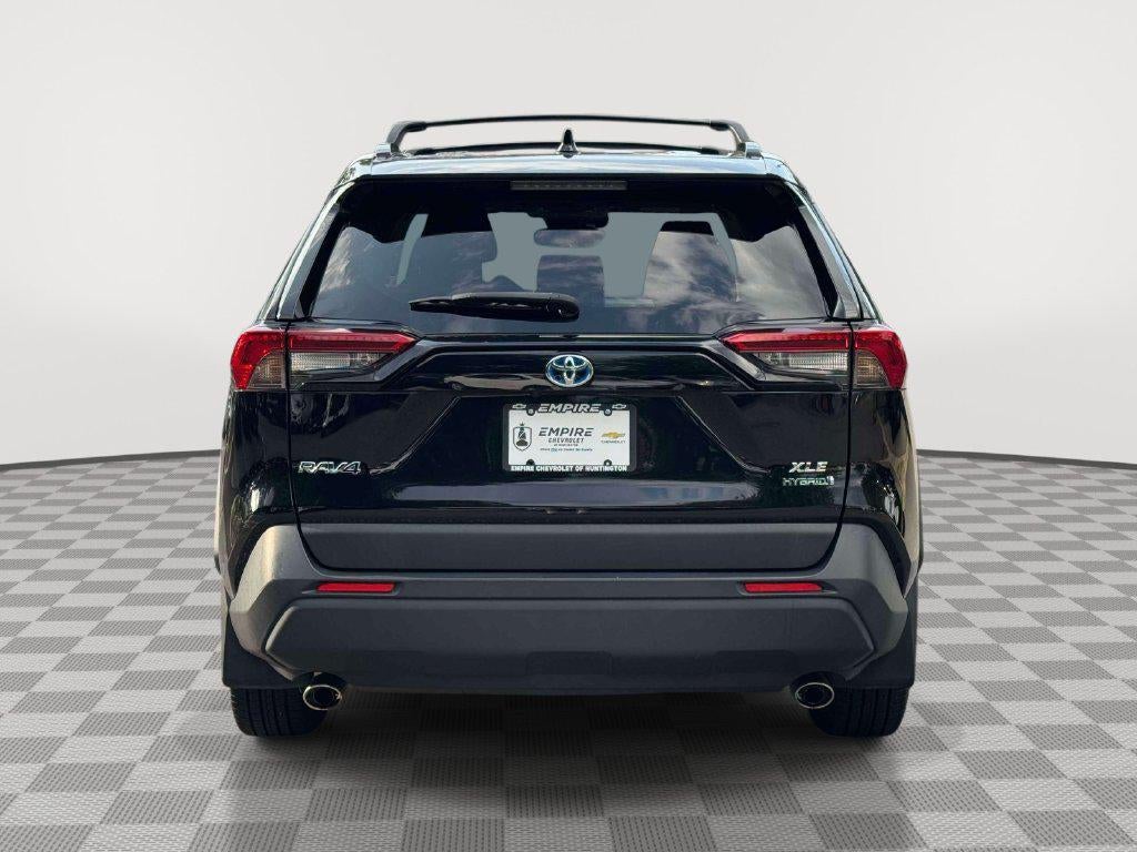 2023 Toyota RAV4 Hybrid XLE