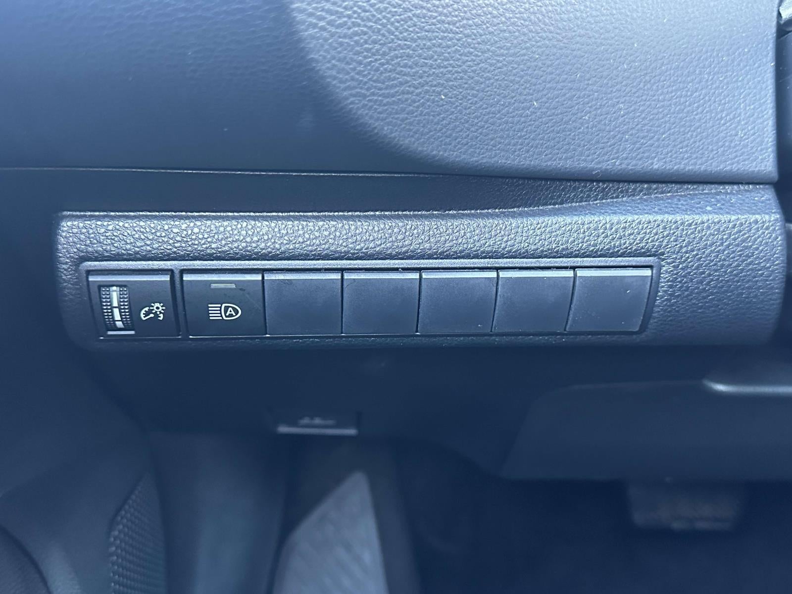 2024 Toyota Corolla Hatchback SE