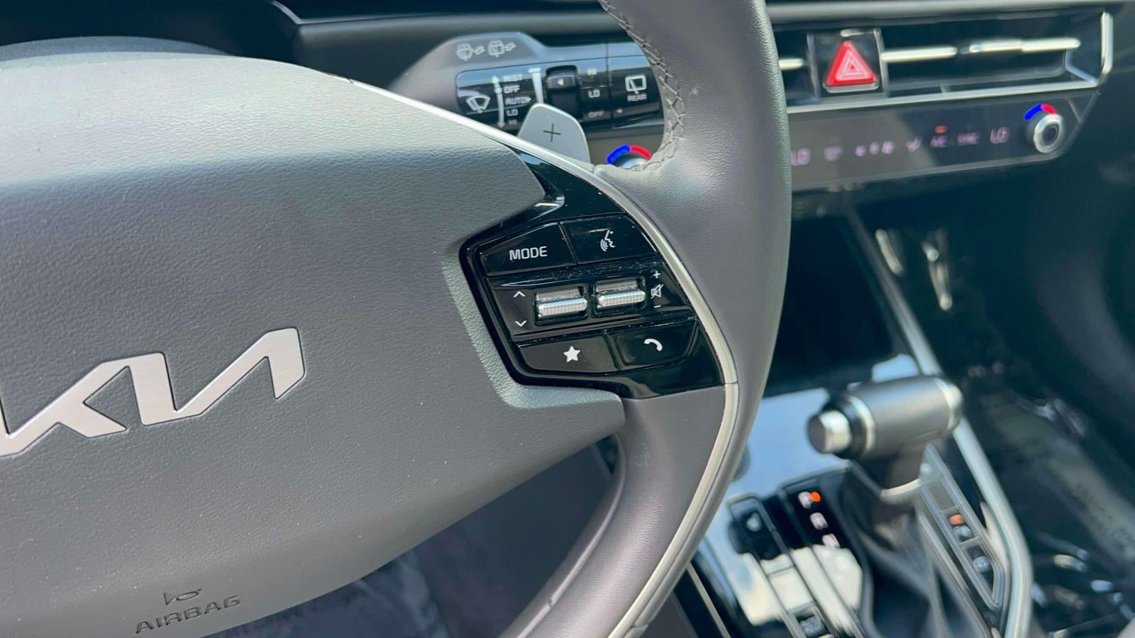 2023 Kia Niro EX Touring