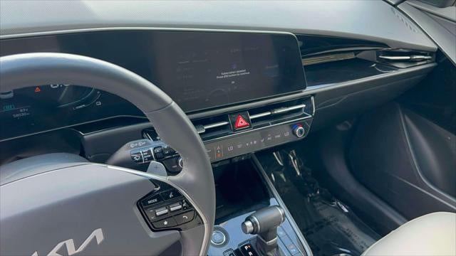 2023 Kia Niro EX Touring