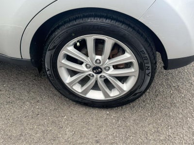 2017 Kia Soul +