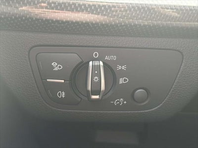 2025 Audi SQ5 Premium Plus TFSI quattro Tiptronic