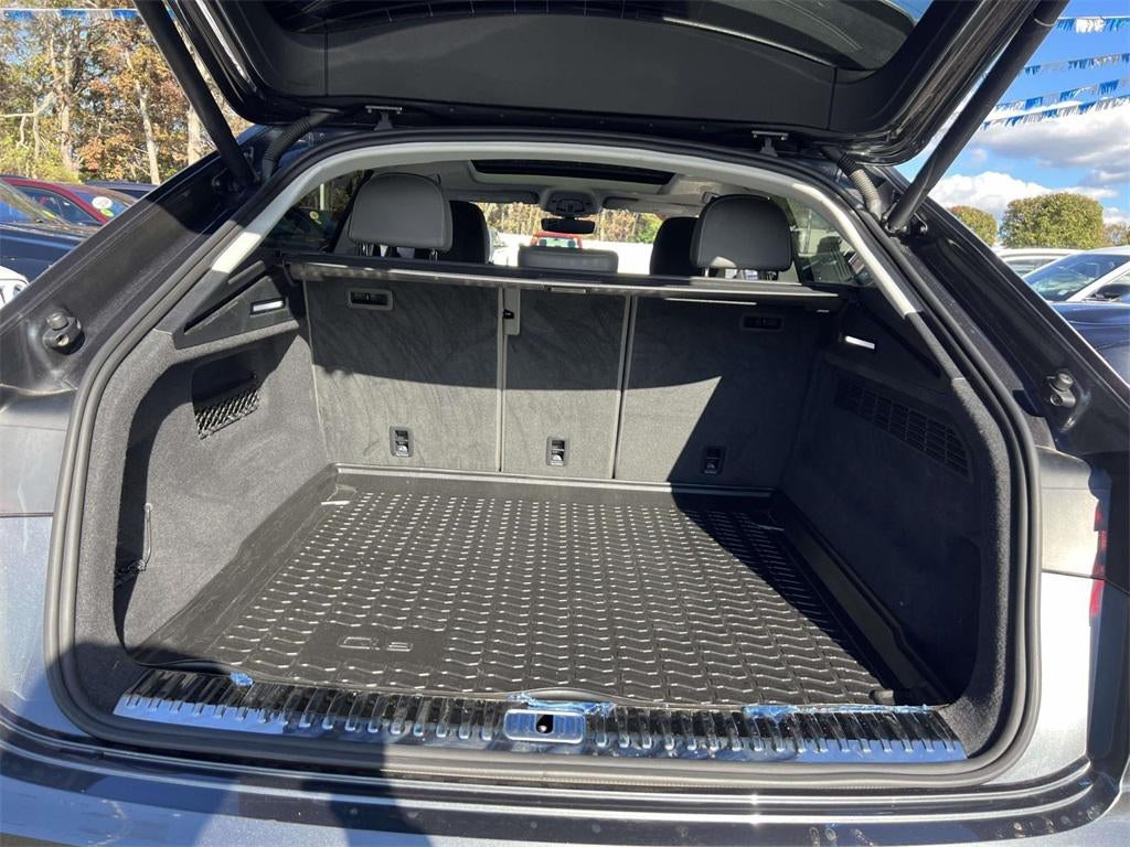 2020 Audi Q8 Premium Plus 55 TFSI quattro Tiptronic