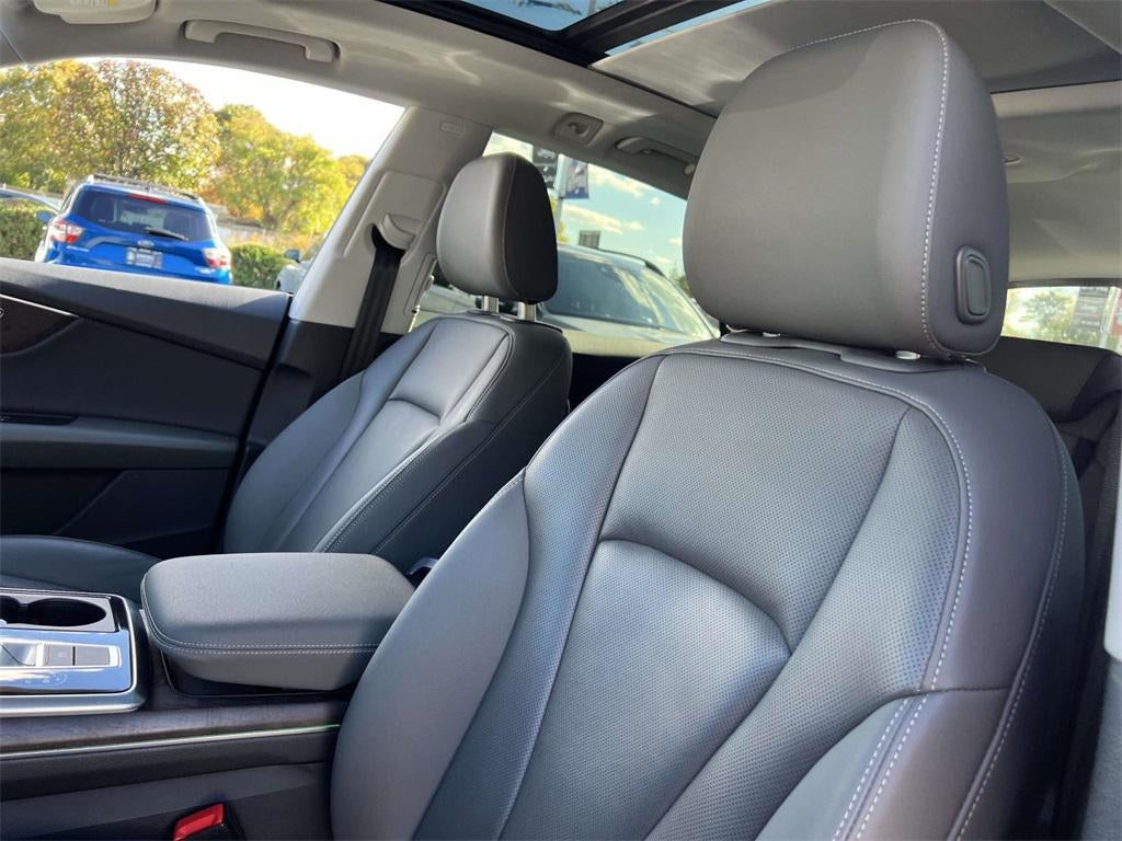 2020 Audi Q8 Premium Plus 55 TFSI quattro Tiptronic