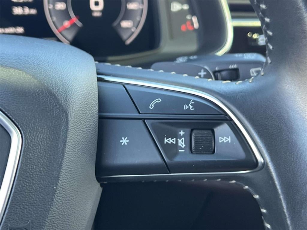 2020 Audi Q8 Premium Plus 55 TFSI quattro Tiptronic