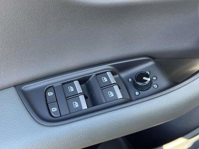 2020 Audi Q8 Premium Plus 55 TFSI quattro Tiptronic