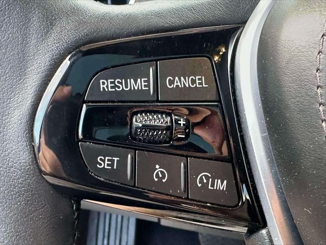 2022 BMW 530 i xDrive