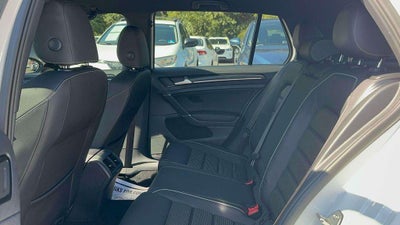2019 Volkswagen Golf R 2.0T w/DCC Navigation