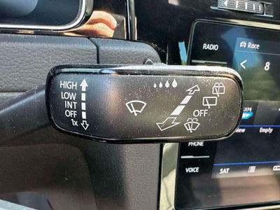 2019 Volkswagen Golf R 2.0T w/DCC Navigation