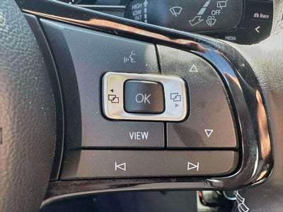 2019 Volkswagen Golf R 2.0T w/DCC Navigation