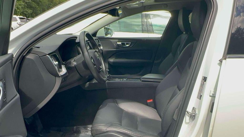 2020 Volvo V60 Cross Country T5