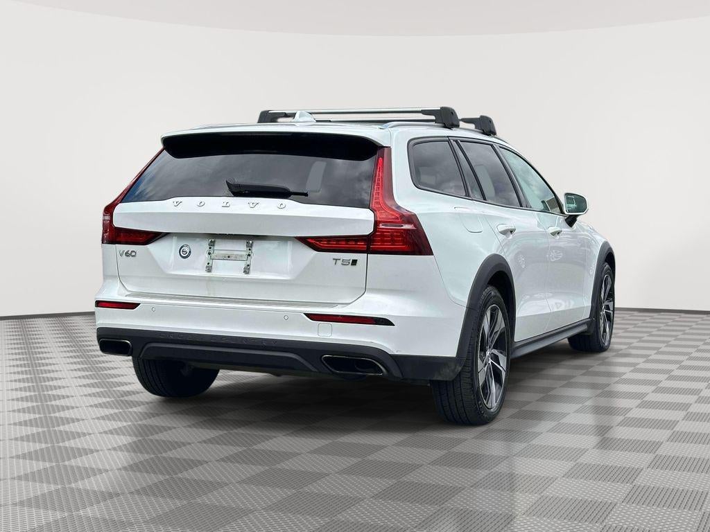 2020 Volvo V60 Cross Country T5