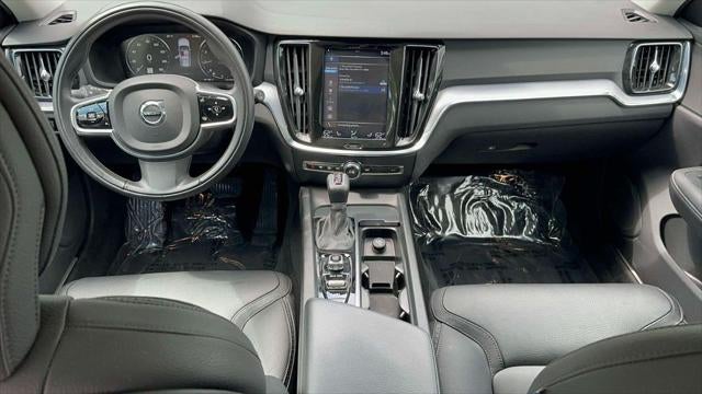 2020 Volvo V60 Cross Country T5