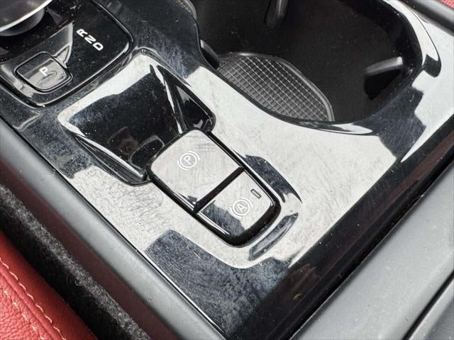 2019 Volvo XC40 T5 Inscription