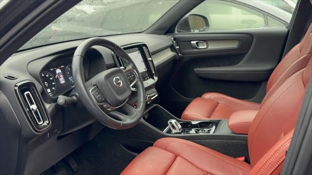 2019 Volvo XC40 T5 Inscription