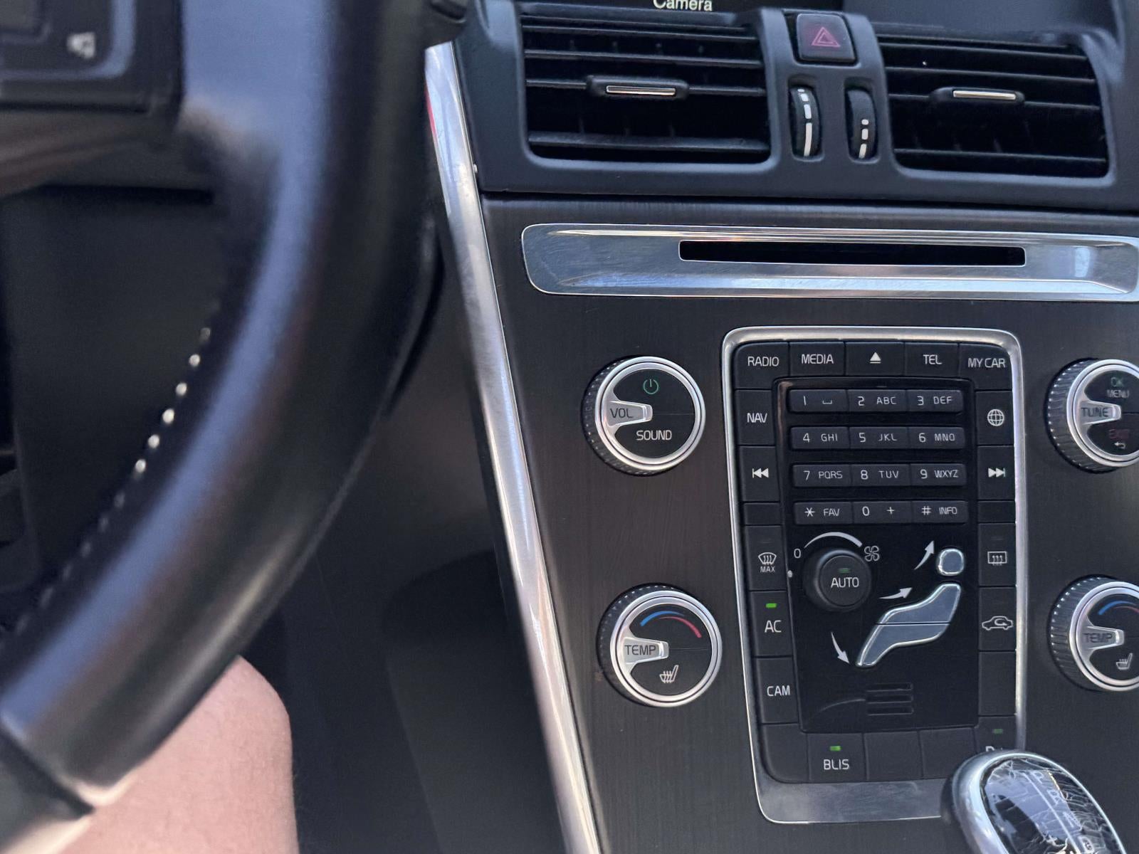 2016 Volvo XC60 T5 Premier