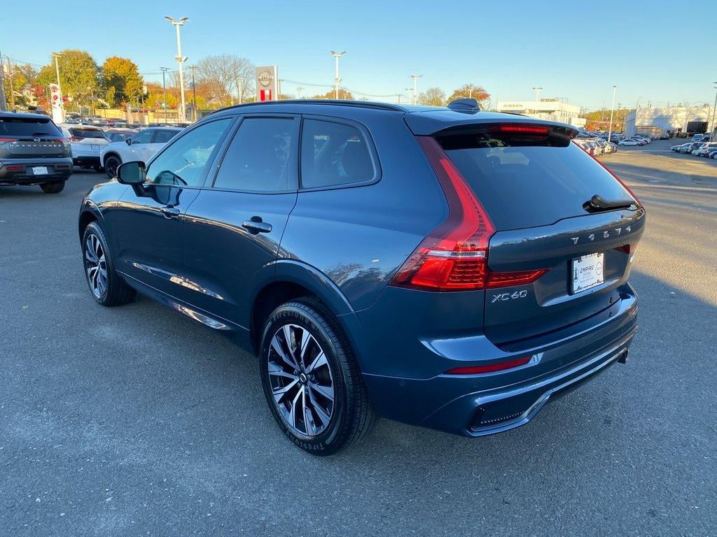 2024 Volvo XC60 B5 Plus Dark Theme
