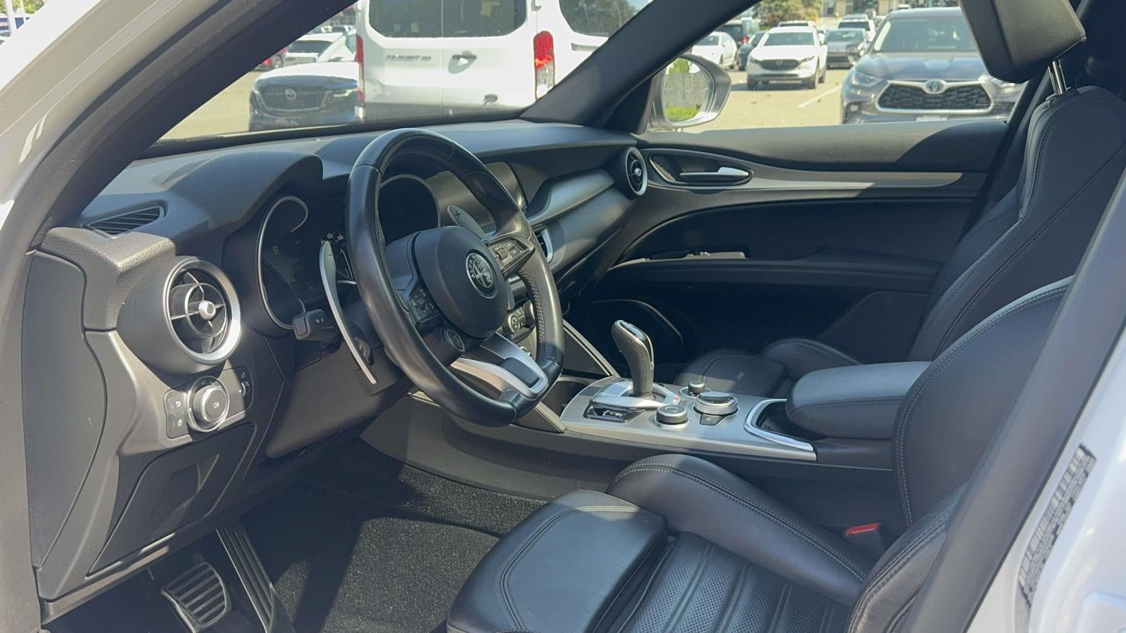 2023 Alfa Romeo Stelvio Veloce AWD