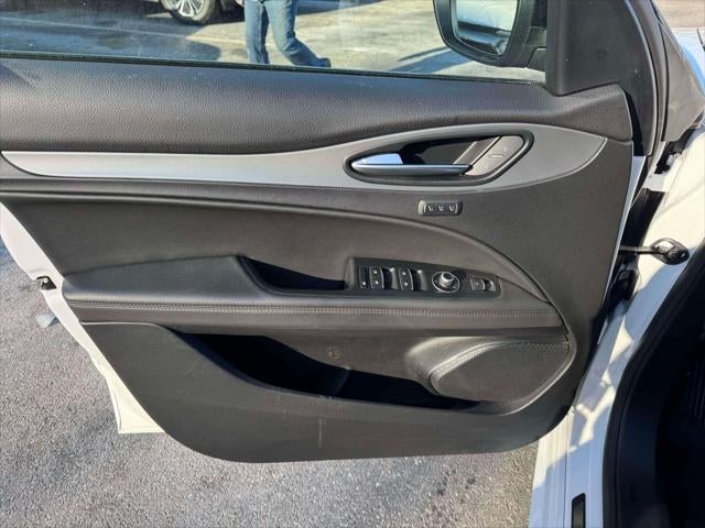 2023 Alfa Romeo Stelvio Veloce AWD