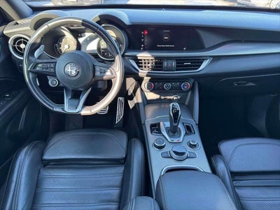 2023 Alfa Romeo Stelvio Veloce AWD