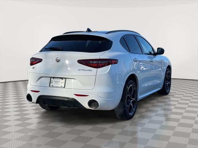 2023 Alfa Romeo Stelvio Veloce AWD