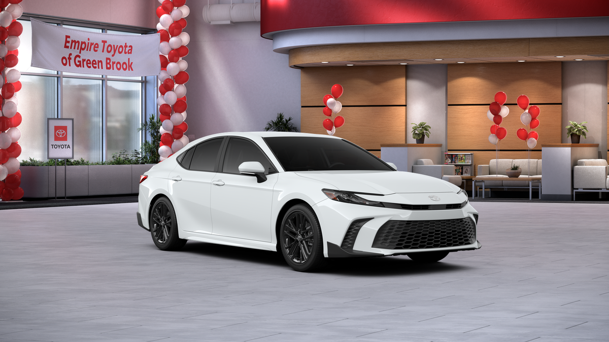 2026 Toyota Camry SE AWD