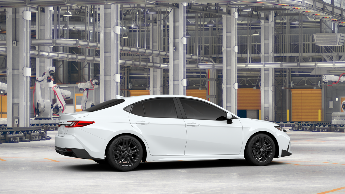 2026 Toyota Camry SE AWD