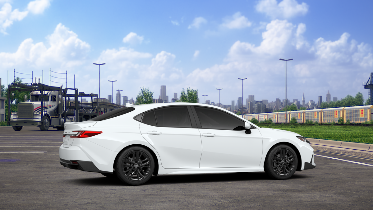 2026 Toyota Camry SE AWD