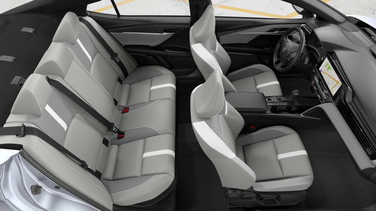 2026 Toyota Camry SE AWD