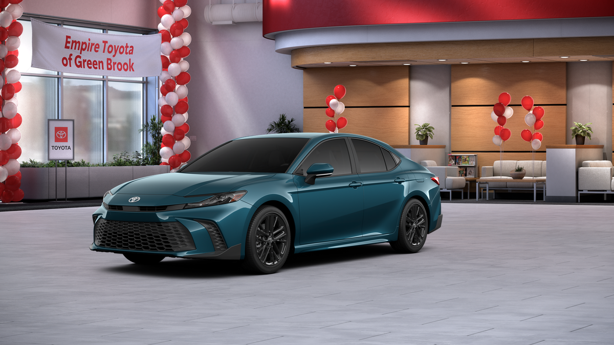 2026 Toyota Camry SE AWD