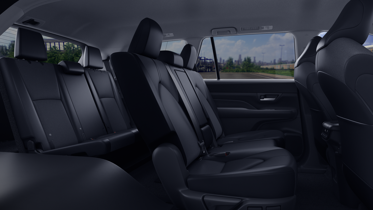 2026 Toyota Grand Highlander Hybrid LE