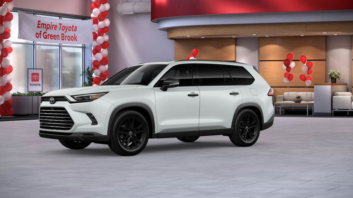2026 Toyota Grand Highlander Hybrid Nightshade