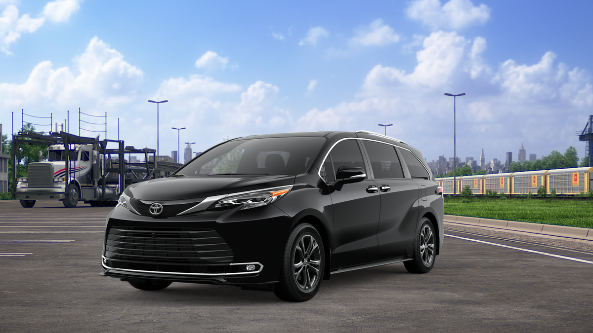 2026 Toyota Sienna Platinum 7-Passenger Hybrid AWD's photo