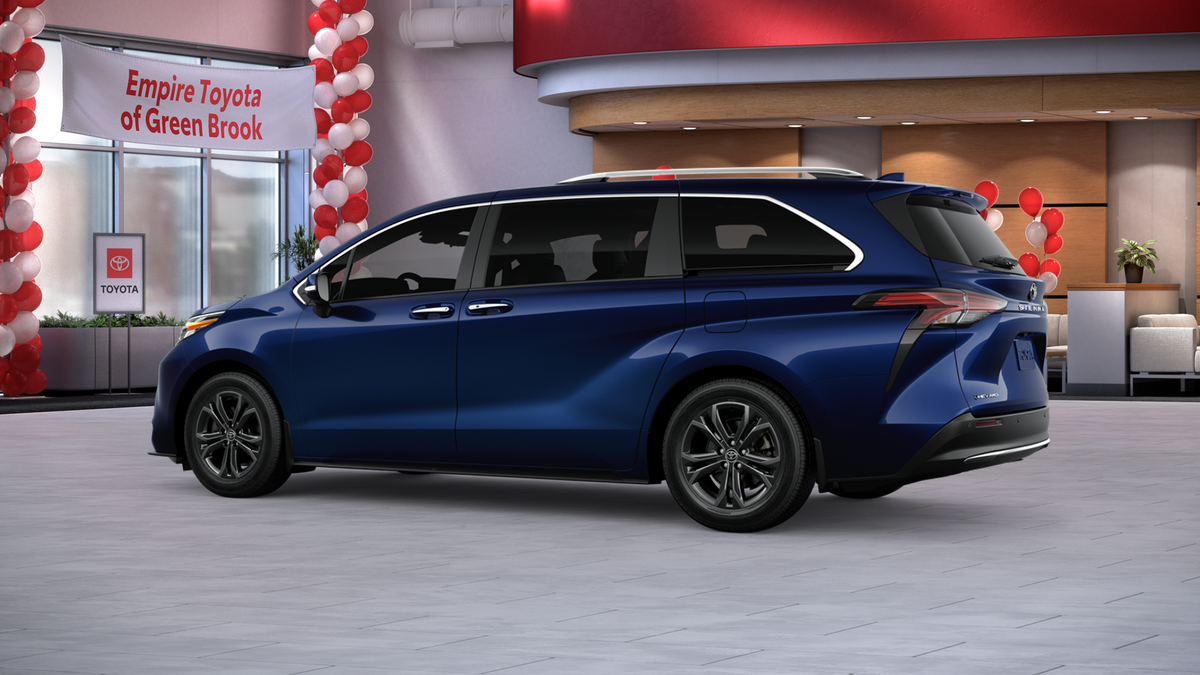 2026 Toyota Sienna Platinum