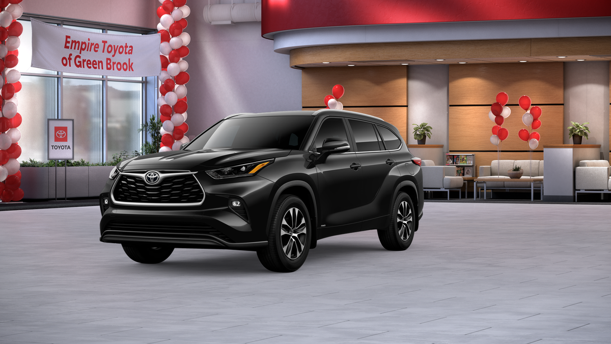 2026 Toyota Highlander Hybrid XLE