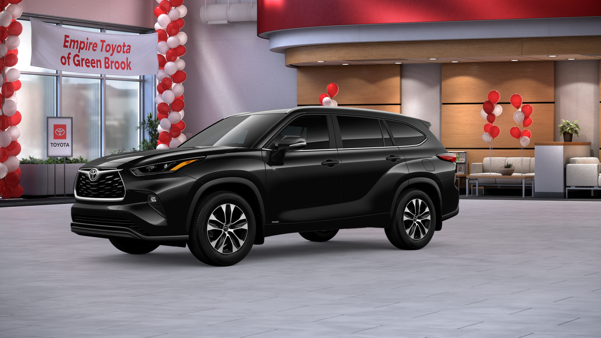 2026 Toyota Highlander Hybrid XLE