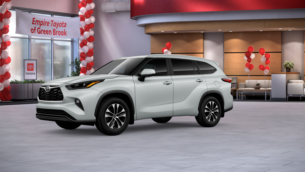 2026 Toyota Highlander XLE