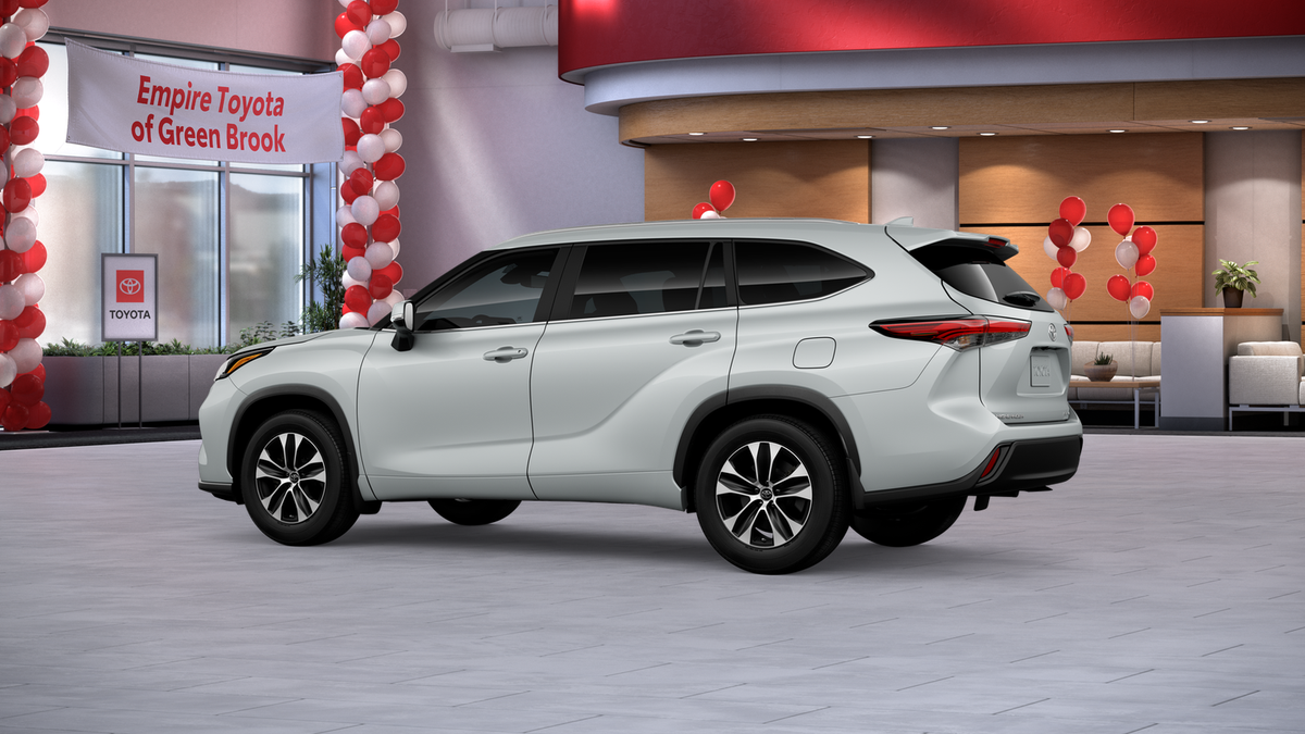 2026 Toyota Highlander XLE