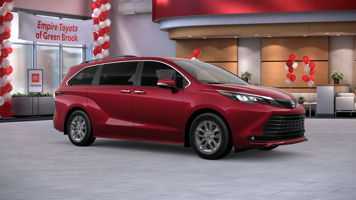 2026 Toyota Sienna XLE