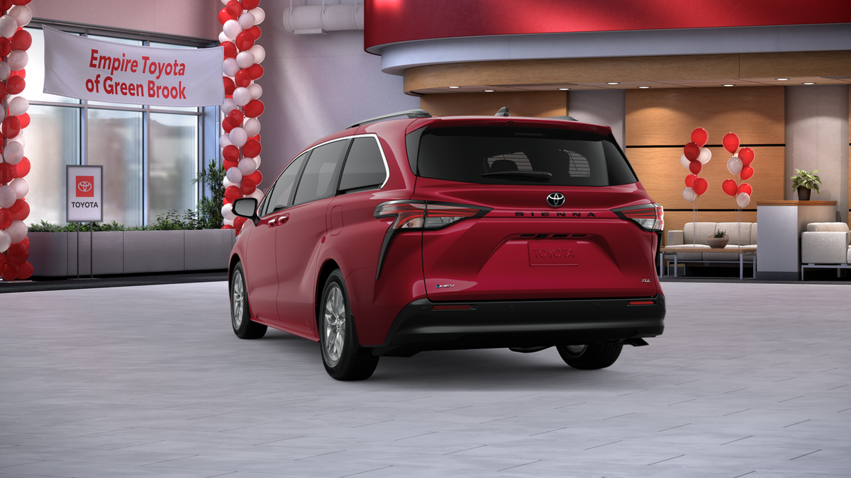 2026 Toyota Sienna XLE