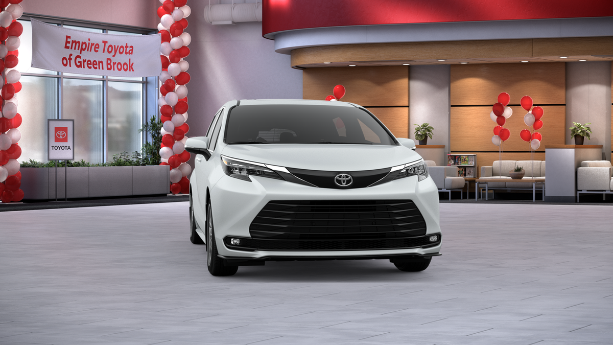 2026 Toyota Sienna XLE
