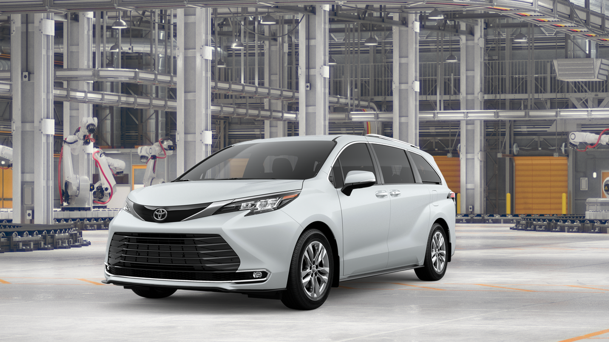 2026 Toyota Sienna's photo