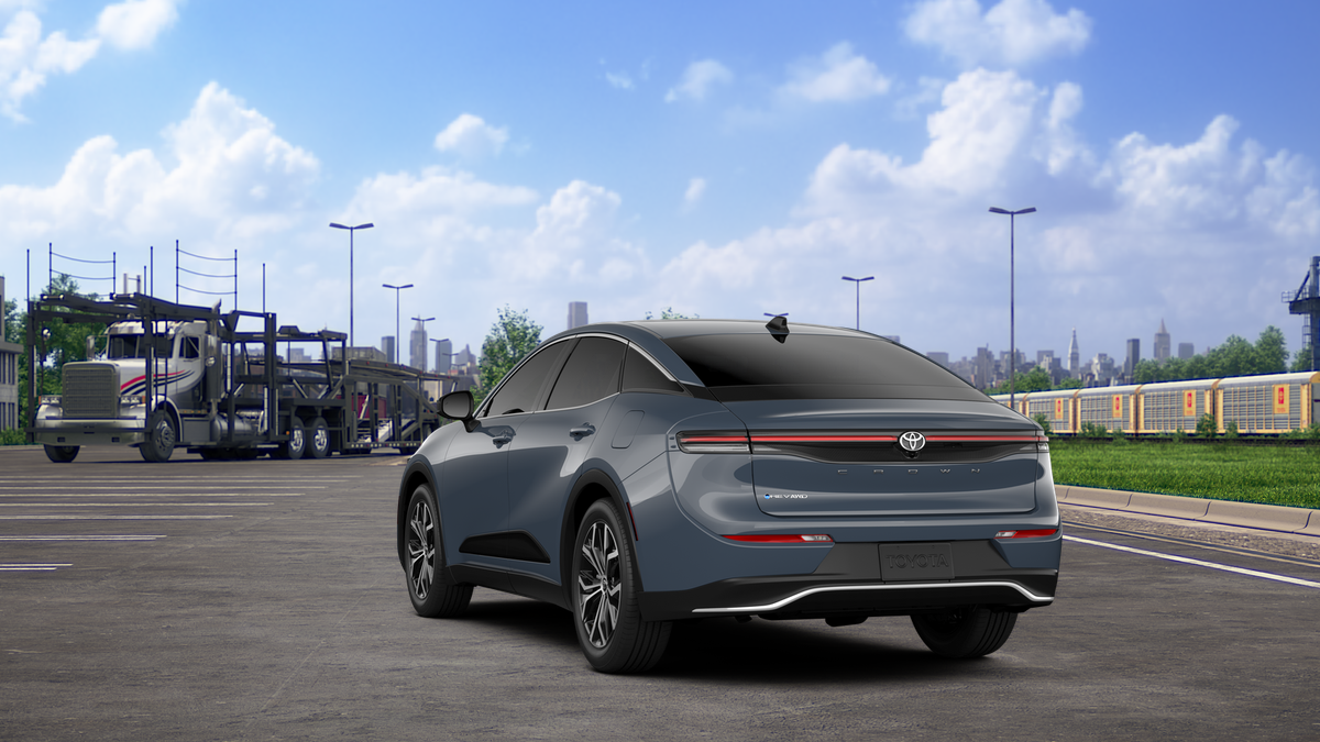 2026 Toyota Toyota Crown XLE