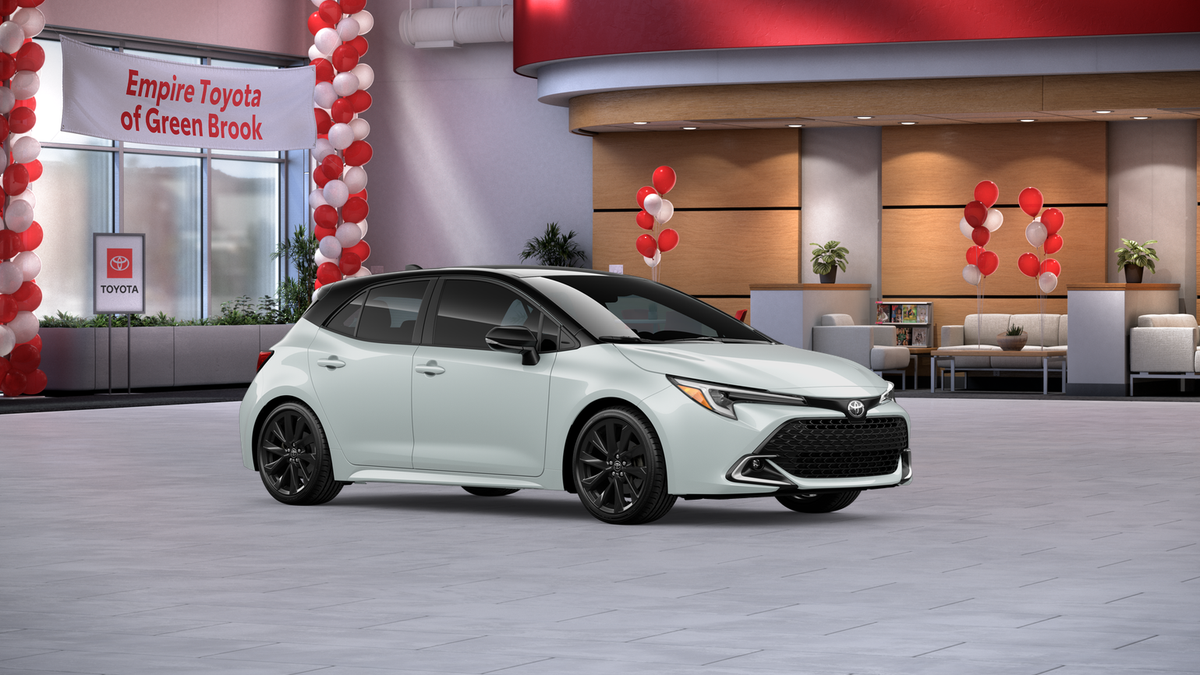2026 Toyota Corolla Hatchback XSE